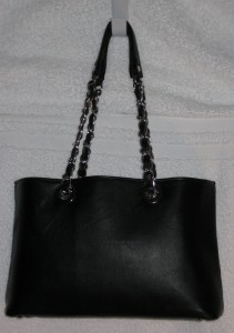 bag w chain handles front shot