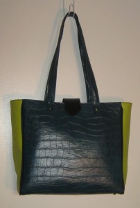 teal grn blk tote front